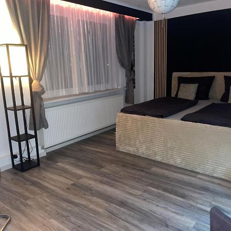 גוסלר Schicke Ferienwohnung Mit Harzblick Fuer 1-2 Oder 1-4 Personen מראה חיצוני תמונה